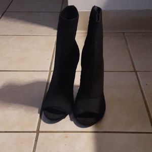 Shoe dazzle boots